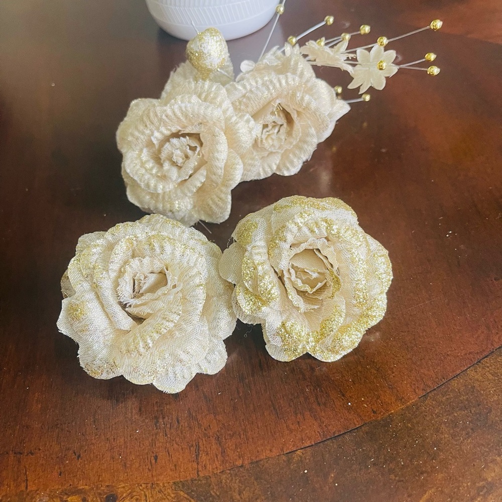 Hair pins , Hair clips, Hair styles